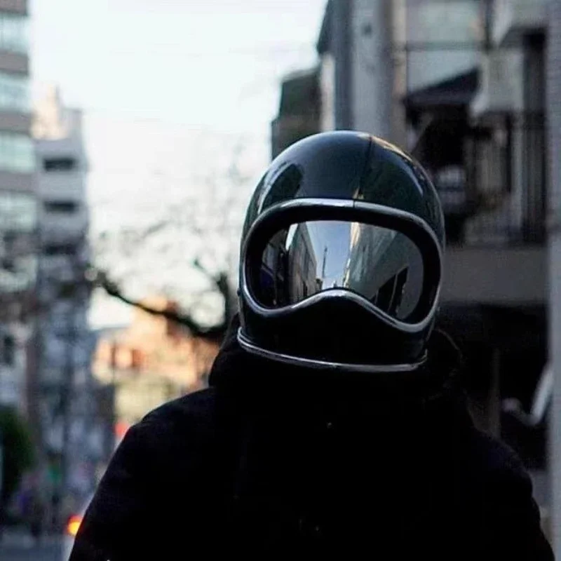 HOT Motorhelm Glasvezel Shell  - Motorcycle Gear Japan recensie en prijs