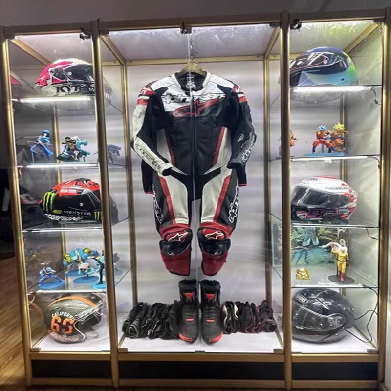 Motorhelm displayrek fietskled - Motorcycle Gear Display Rack recensie en prijs